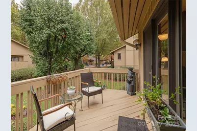 606 Red Oak Drive, Hendersonville, NC 28791 - Photo 7