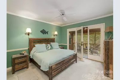 606 Red Oak Drive, Hendersonville, NC 28791 - Photo 21