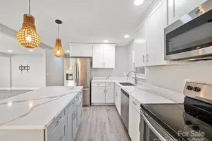 3477 Cane Creek Rd, Bakersville, NC 28705 - Photo 9