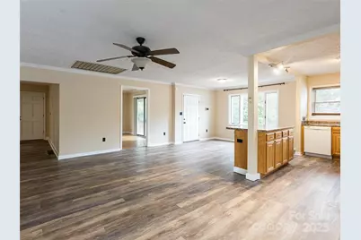 65 Banks Town Road, Weaverville, NC 28787 - Photo 9