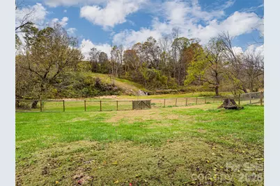 65 Banks Town Road, Weaverville, NC 28787 - Photo 5