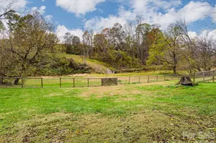 65 Banks Town Rd, Weaverville, NC 28787 - Photo 5