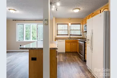 65 Banks Town Road, Weaverville, NC 28787 - Photo 9