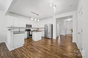 1412 Ladora Dr, Charlotte, NC 28262 - Photo 7