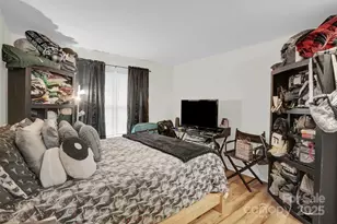 2911 Iron Gate Ln, Charlotte, NC 28212 - Photo 11