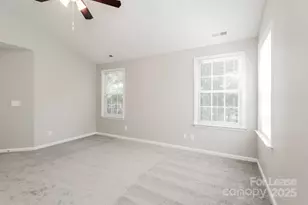 6320 Spanish Moss Ln, Charlotte, NC 28262 - Photo 9