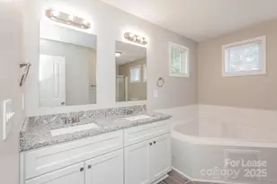 6320 Spanish Moss Ln, Charlotte, NC 28262 - Photo 11