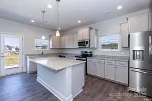 5130 Colchester Ct, Catawba, NC 28609 - Photo 9