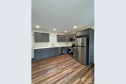 317 W Newton Street, Spencer, NC 28159 - Photo 3