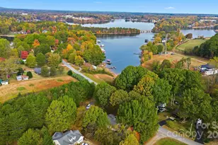 7733 Skyline Dr, Sherrills Ford, NC 28673 - Photo 29