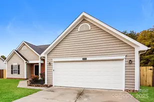 3009 Morning Mist Ln, Charlotte, NC 28273 - Photo 3