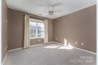 412 Wiltshire Circle, Fletcher, NC 28732 - Photo 17