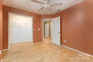 412 Wiltshire Cir, Fletcher, NC 28732 - Photo 21