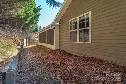 412 Wiltshire Circle, Fletcher, NC 28732 - Photo 25
