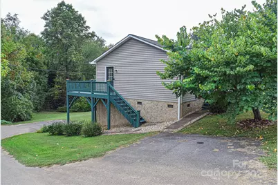 466 Onteora Boulevard, Asheville, NC 28803 - Photo 3