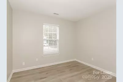 8512 Galena View Drive, Charlotte, NC 28269 - Photo 11