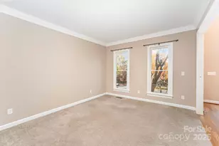 4910 Foxbriar Trail, Charlotte, NC 28269 - Photo 37