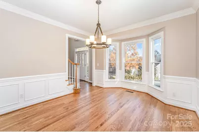 4910 Foxbriar Trail, Charlotte, NC 28269 - Photo 5