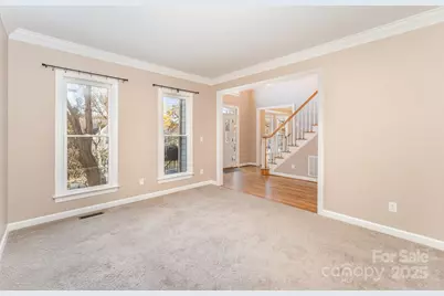 4910 Foxbriar Trail, Charlotte, NC 28269 - Photo 9