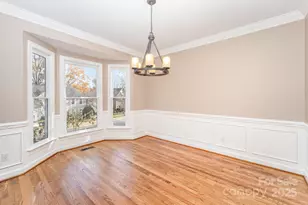 4910 Foxbriar Trail, Charlotte, NC 28269 - Photo 7