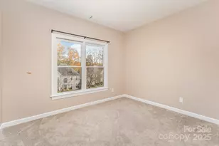 4910 Foxbriar Trail, Charlotte, NC 28269 - Photo 39