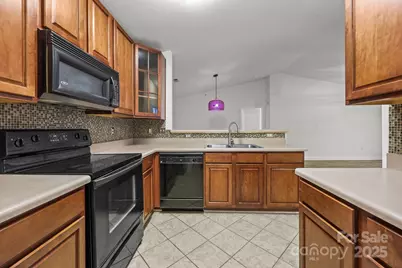 9950 Hyde Glen Court, Charlotte, NC 28262 - Photo 13