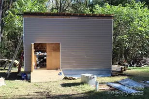 146 Summey St, Forest City, NC 28043 - Photo 17