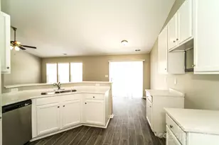 8615 Appledale Dr, Charlotte, NC 28262 - Photo 7