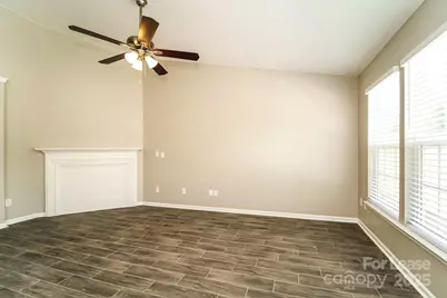 8615 Appledale Drive, Charlotte, NC 28262 - Photo 5