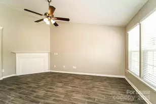 8615 Appledale Dr, Charlotte, NC 28262 - Photo 5