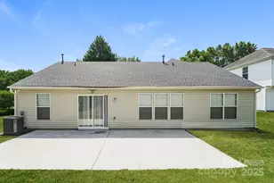 8615 Appledale Dr, Charlotte, NC 28262 - Photo 15