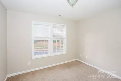 8930 First Run Court, Charlotte, NC 28215 - Photo 9