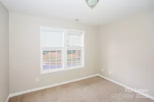 8930 1st Run Ct, Charlotte, NC 28215 - Photo 9