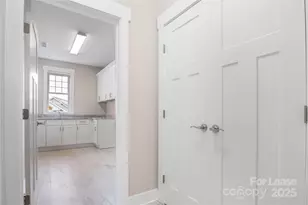 48 Creekside View Dr, Asheville, NC 28804 - Photo 17