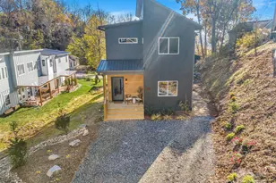 67 Crestfield Ave, Asheville, NC 28804 - Photo 3