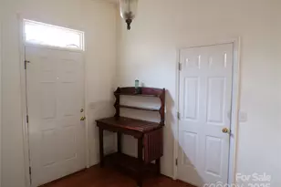 2458 Saguaro Ln, Kannapolis, NC 28083 - Photo 3