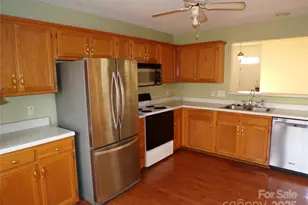 2458 Saguaro Ln, Kannapolis, NC 28083 - Photo 9