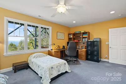 908 Somersby Parkway, Hendersonville, NC 28739 - Photo 31