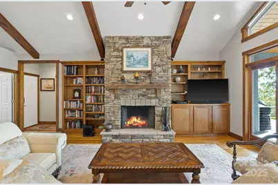 908 Somersby Parkway, Hendersonville, NC 28739 - Photo 9