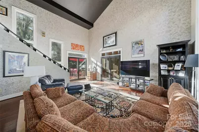 619 4th Street NE, Hickory, NC 28601 - Photo 11