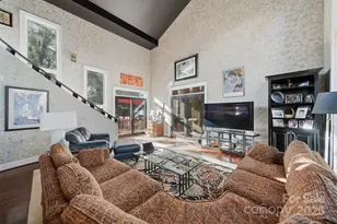 619 4th St NE, Hickory, NC 28601 - Photo 11