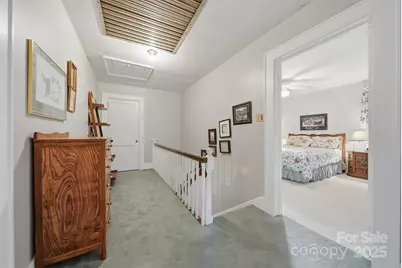 619 4th Street NE, Hickory, NC 28601 - Photo 17