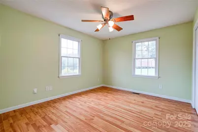 325 Gwen Lane, Shelby, NC 28152 - Photo 9