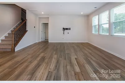 3304 Cheyney Park Drive, Charlotte, NC 28269 - Photo 3