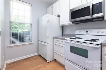 8348 Chaceview Court, Charlotte, NC 28269 - Photo 11