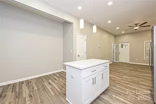 117 W Henderson St, Salisbury, NC 28144 - Photo 7