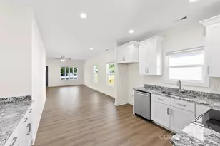 215 Benfield Rd, Kings Mountain, NC 28086 - Photo 13