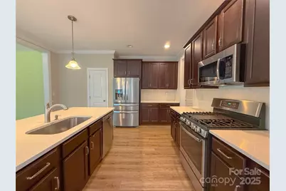 128 Coral Rutledge Drive, Mount Holly, NC 28120 - Photo 7