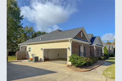 128 Coral Rutledge Drive, Mount Holly, NC 28120 - Photo 5