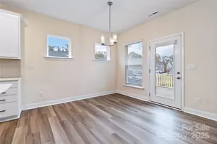 909 Kayla Ct, Matthews, NC 28104 - Photo 7